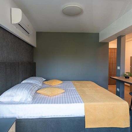 Corso Apartments B&B Focşani المظهر الخارجي الصورة