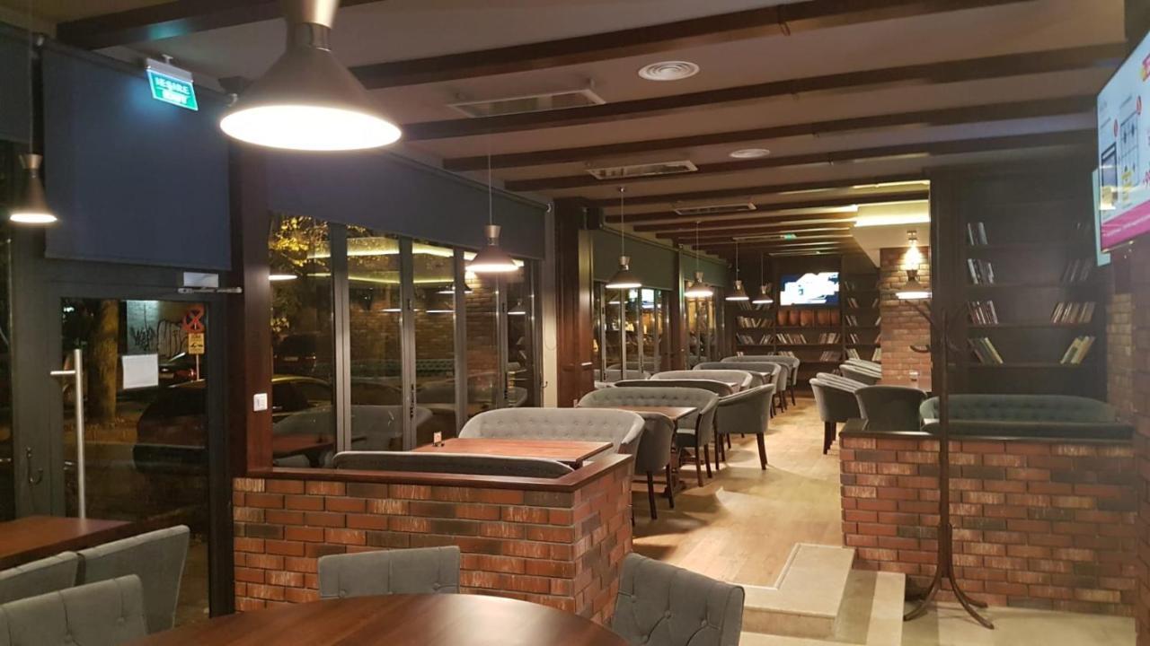 Corso Apartments B&B Focşani المظهر الخارجي الصورة