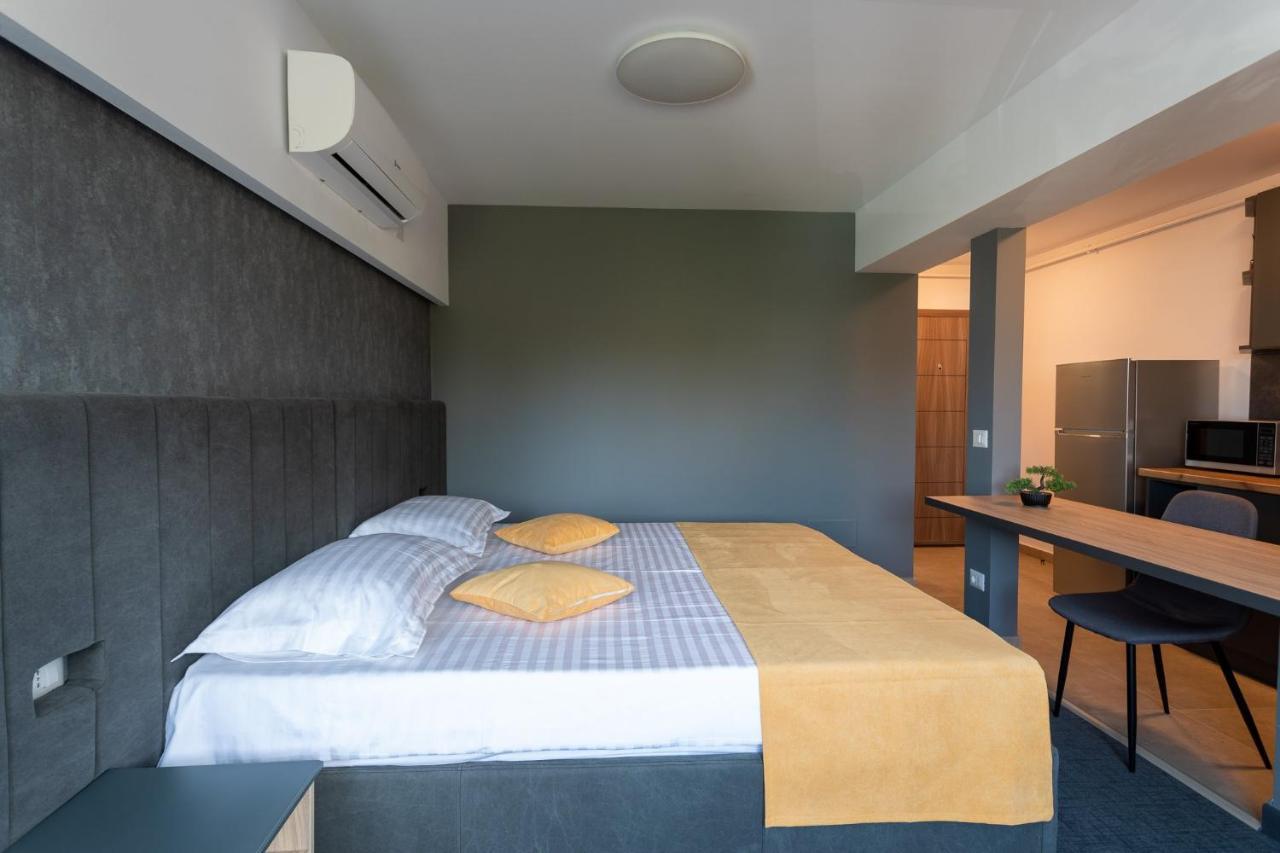 Corso Apartments B&B Focşani المظهر الخارجي الصورة